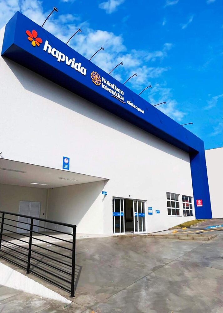 Fachada completa de uma unidade Hapvida NotreDame